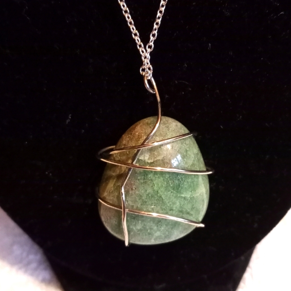 Rain Forest Green River Rock Necklace